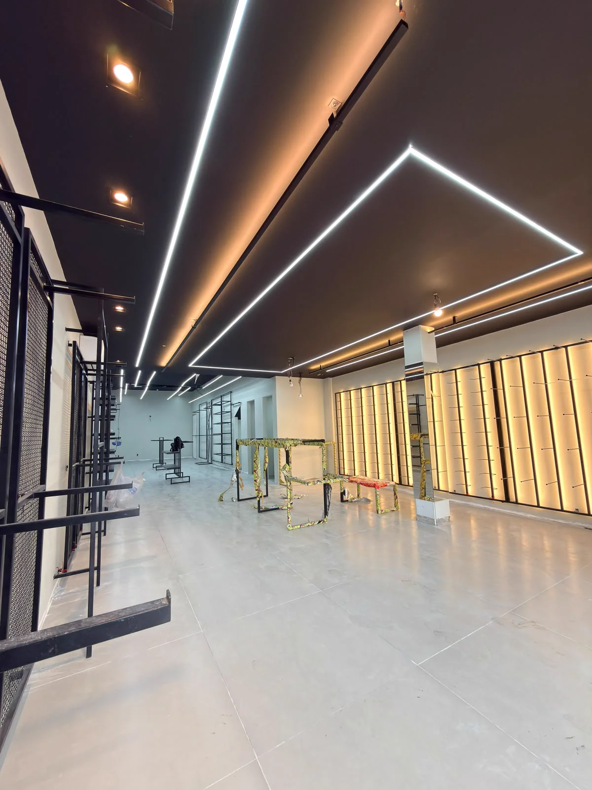 Projeto de Iluminação em Loja Comercial 03
